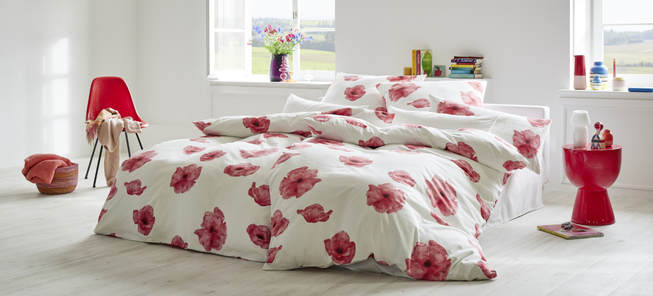 Bio Satin-Bettwäsche Mohnblume aus reiner Bio-Baumwolle von Cotonea