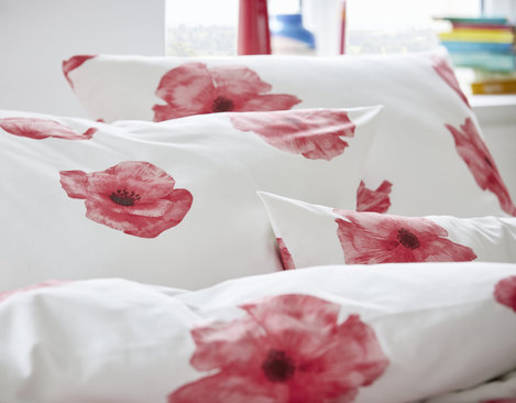 Kissen Bio Satin Bettwäsche aus reiner Bio-Baumwolle im Design Mohnblume von Cotonea