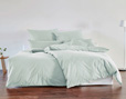 Bio-Bettwäsche aus Edel-Linon für das Schlafzimmer in Hellblau von Cotonea