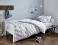 Jugendzimmer mit Tupfen und Streifen Bio-Bettwäsche aus Satin 
