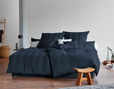 Satin Bettwäsche von Cotonea mit Webstreifen im Schlafzimmer in Azurblau